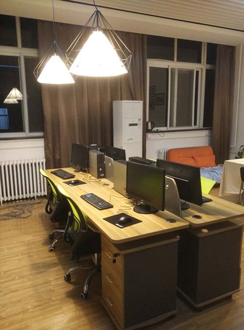 人元智媒體的辦公環(huán)境 人元智媒體的辦公環(huán)境