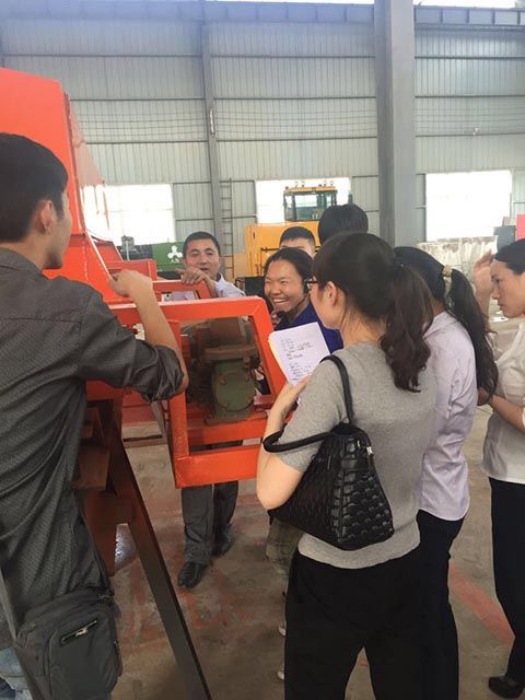 我公司組織員工去設(shè)備廠參觀學習圖5 我公司組織員工去設(shè)備廠參觀學習圖5