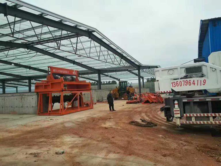 人元生物有機肥設(shè)備裝車組圖