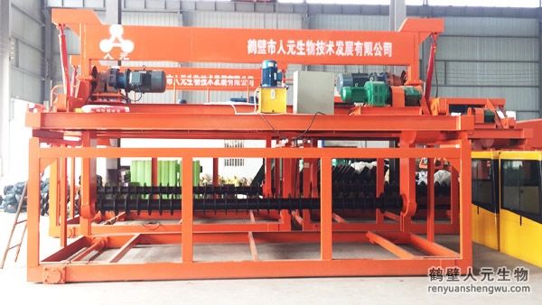 堆肥發(fā)酵翻拋機(jī)